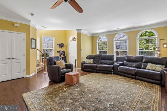 19446 COPPERMINE SQ, Leesburg, VA 20176