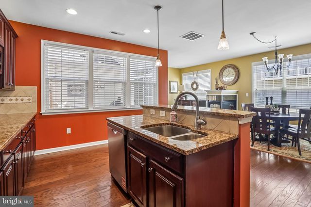 19446 COPPERMINE SQ, Leesburg, VA 20176