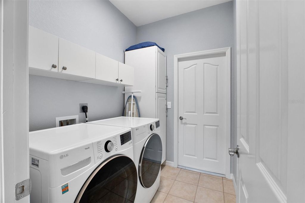 Image 26 of property listing at 4320 MICHALER STREET, North Port, FL 34286