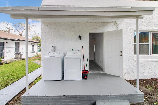 7770 NW 9th Avenue, Miami, FL 33150