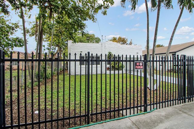 7770 NW 9th Avenue, Miami, FL 33150