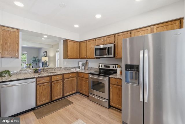 8463 OAK BUSH TER, Columbia, MD 21045