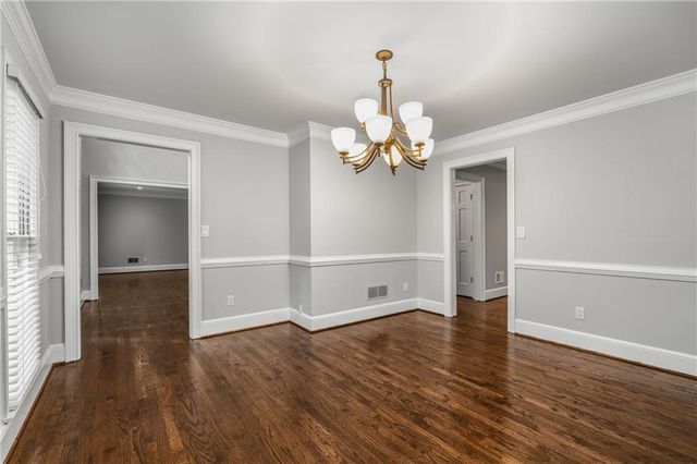 355 Highlands Trace, Roswell, GA 30075
