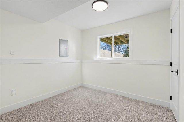 5005 Grandview Street, Shawnee, KS 66203