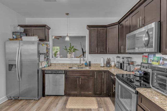 2045 Pinecrest Dr Unit 22, Nashville, TN 37211