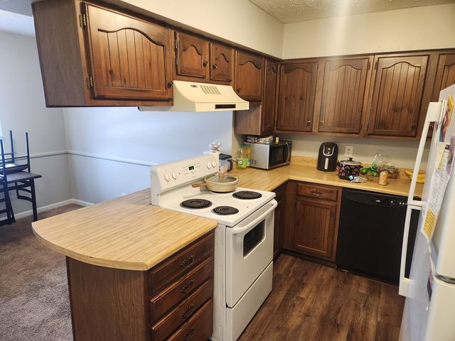 109 Urban Street 5, Bloomington, IL 61704