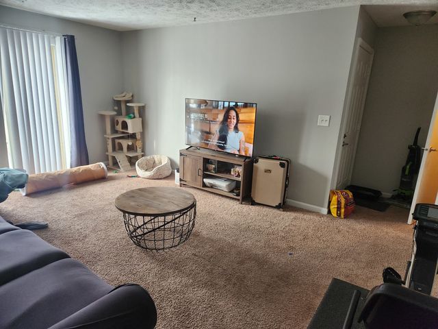 109 Urban Street 5, Bloomington, IL 61704