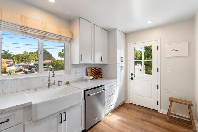 4454 Bertha Ct, San Diego, CA 92117