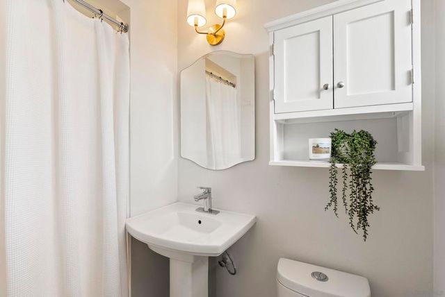 4454 Bertha Ct, San Diego, CA 92117