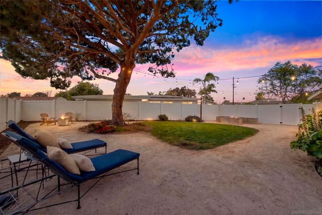 4454 Bertha Ct, San Diego, CA 92117