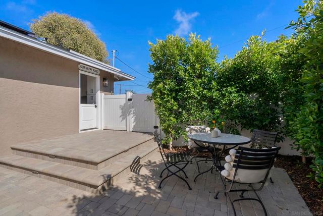 4454 Bertha Ct, San Diego, CA 92117