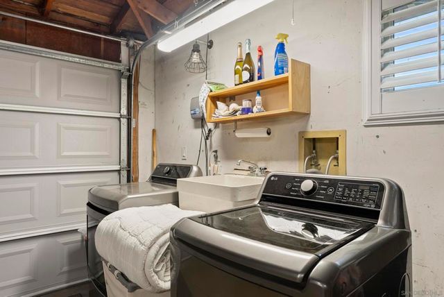 4454 Bertha Ct, San Diego, CA 92117