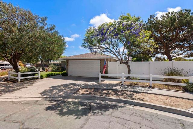4454 Bertha Ct, San Diego, CA 92117
