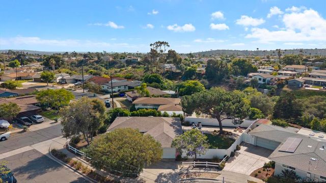 4454 Bertha Ct, San Diego, CA 92117