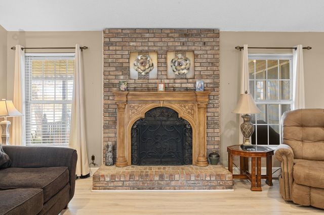 76 Lakeshore Dr, Beechgrove, TN 37018