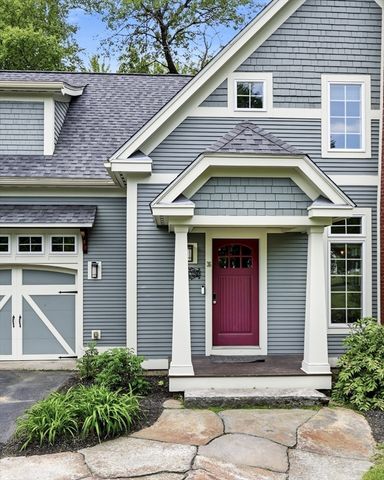 36 Sovereign Way, Northampton, MA 01062