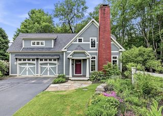 36 Sovereign Way, Northampton, MA 01062
