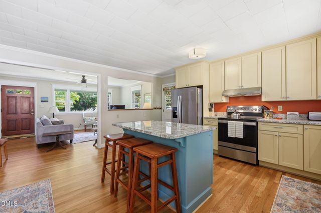 101 Hanna Street, Carrboro, NC 27510