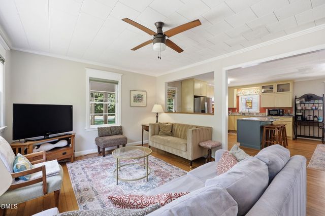 101 Hanna Street, Carrboro, NC 27510