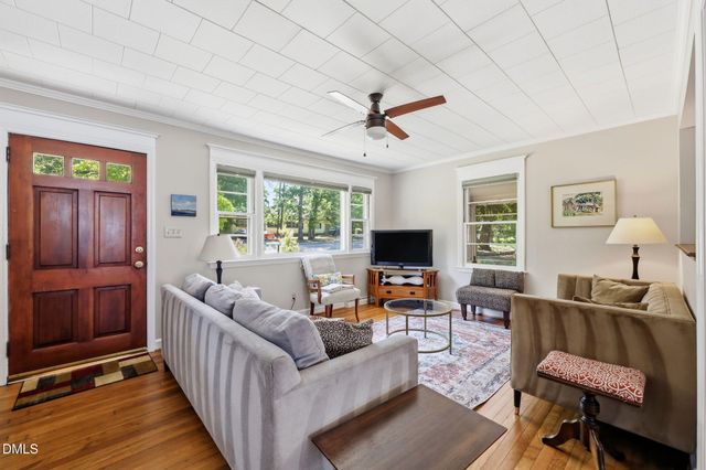 101 Hanna Street, Carrboro, NC 27510