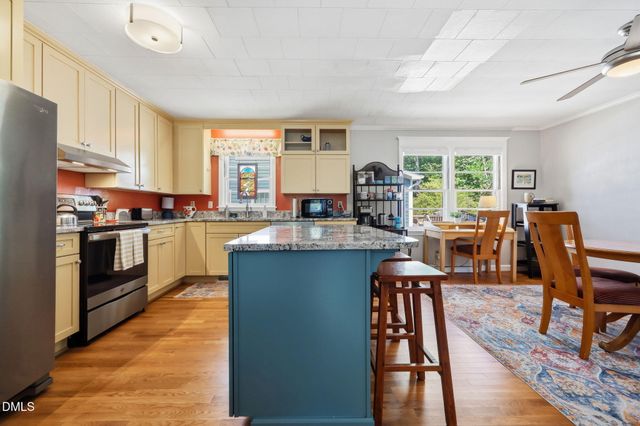 101 Hanna Street, Carrboro, NC 27510