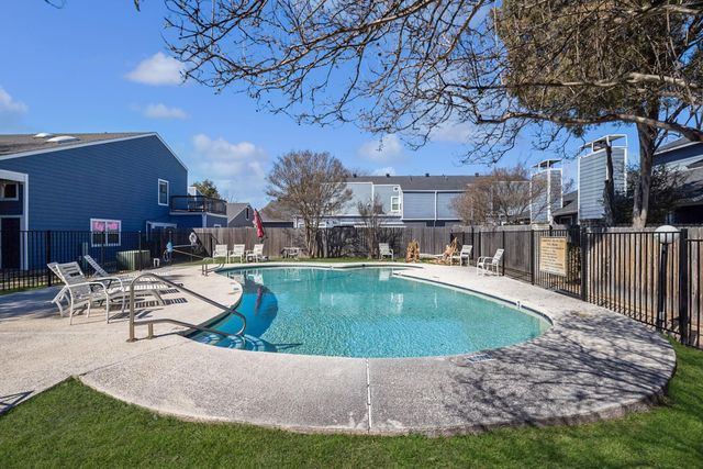 1010 W Rundberg LN 30, Austin, TX 78758