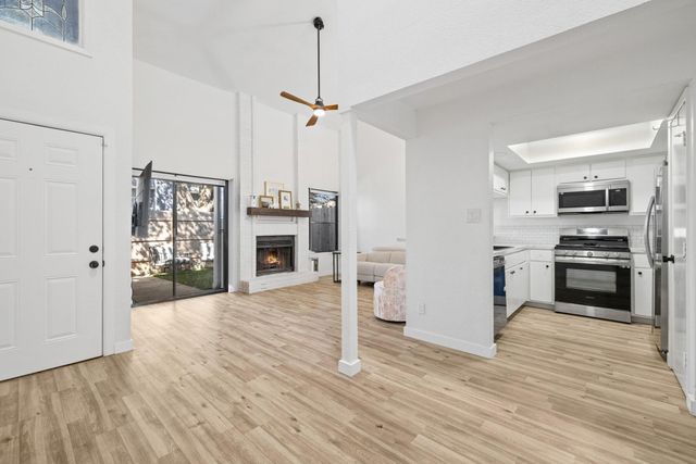 1010 W Rundberg LN 30, Austin, TX 78758