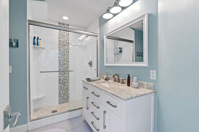 4018 Sunset Drive, Spring Park, MN 55384