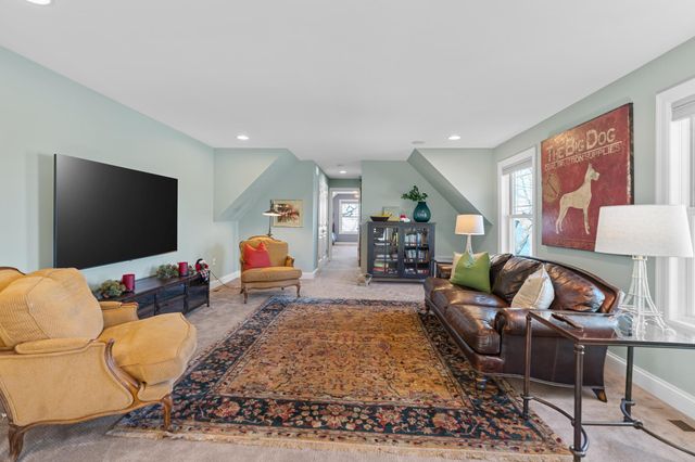 4018 Sunset Drive, Spring Park, MN 55384