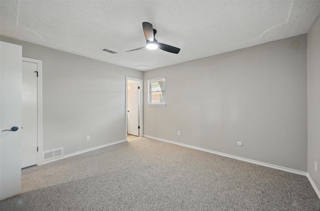 2009 Botts Drive, Arlington, TX 76012