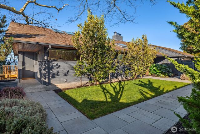 3350 58th Avenue SW, Seattle, WA 98116