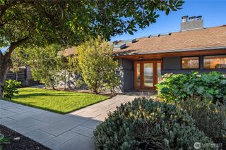 3350 58th Avenue SW, Seattle, WA 98116