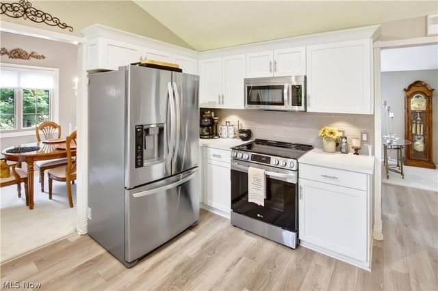 7820 Klein Drive, Middleburg Heights, OH 44130