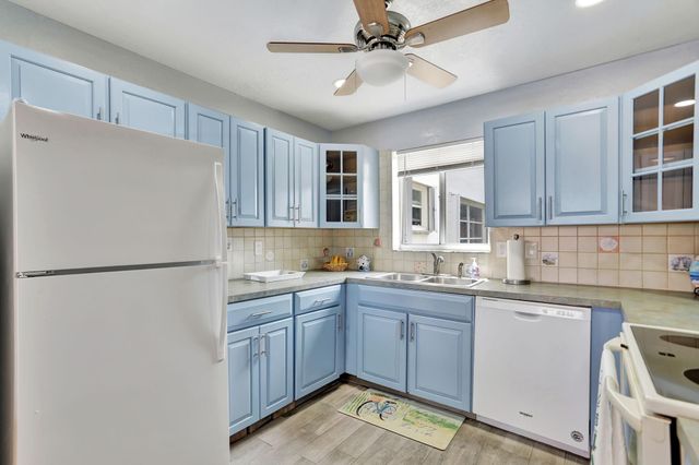 999 N Riverside Dr 3, Pompano Beach, FL 33062