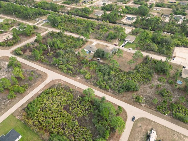 549 BEACH AVE S, Lehigh Acres, FL 33974