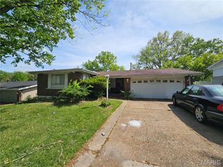 2720 Redman Road, St Louis, MO 63136