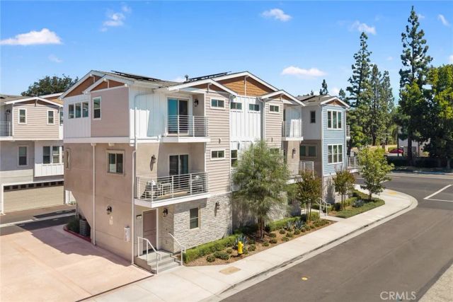 2457 1st Avenue, La Verne, CA 91750