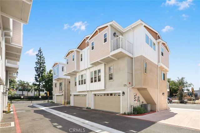 2457 1st Avenue, La Verne, CA 91750