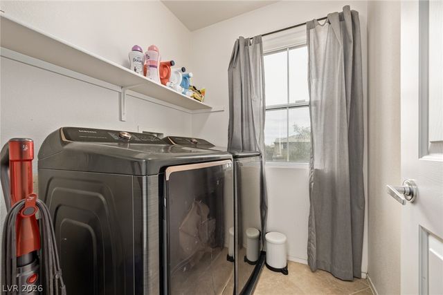 6215 Blushing Willow Street, North Las Vegas, NV 89081