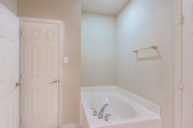 10735 Norchester Village, Houston, TX 77070