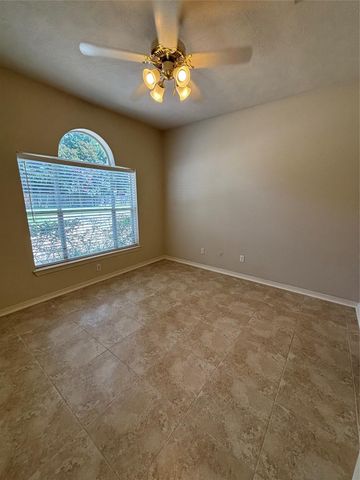10735 Norchester Village, Houston, TX 77070