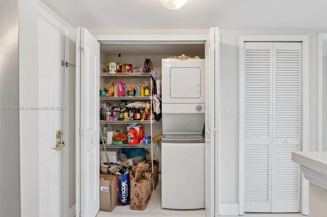 2665 SW 37th Ave 612, Miami, FL 33133