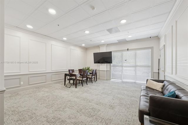 2665 SW 37th Ave 612, Miami, FL 33133