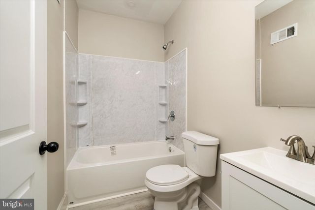 12 PARKSIDE AVE, Trenton, NJ 08618