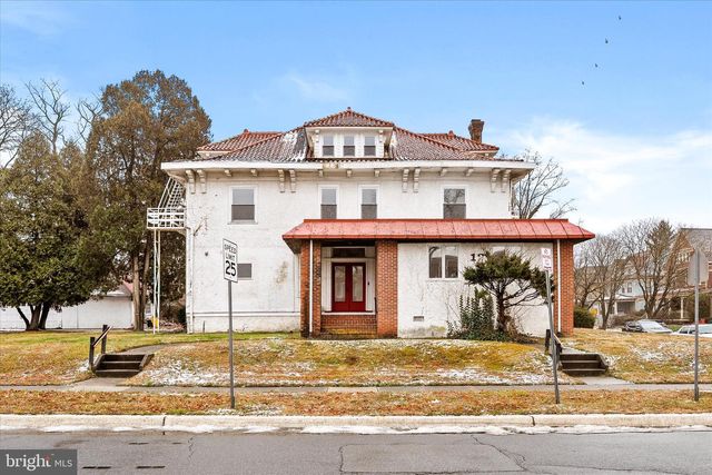 12 PARKSIDE AVE, Trenton, NJ 08618