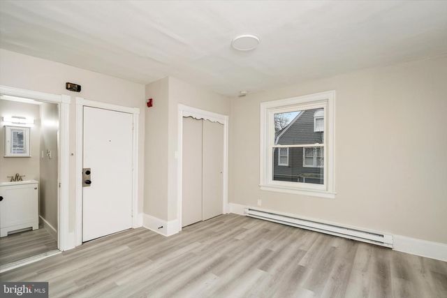 12 PARKSIDE AVE, Trenton, NJ 08618