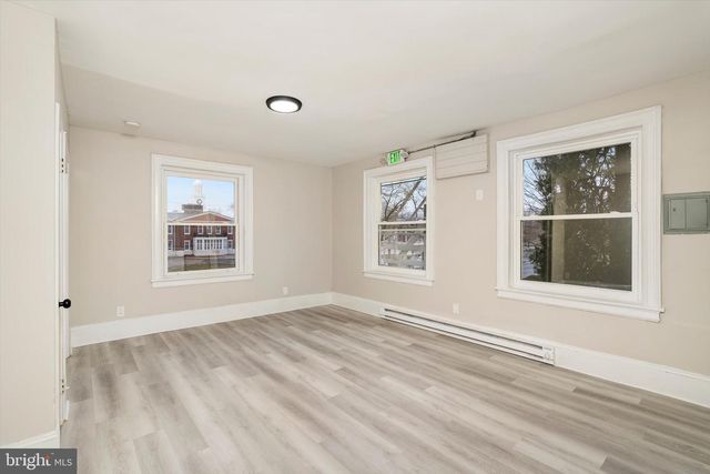 12 PARKSIDE AVE, Trenton, NJ 08618