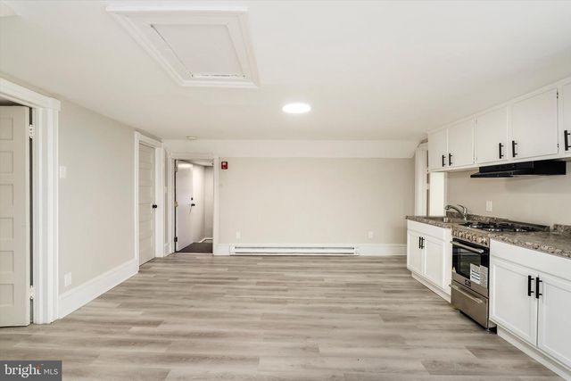 12 PARKSIDE AVE, Trenton, NJ 08618