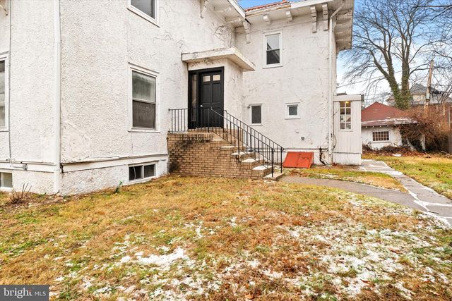 12 PARKSIDE AVE, Trenton, NJ 08618