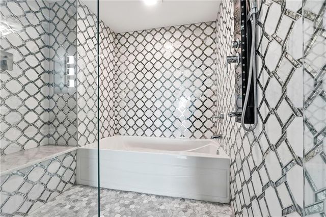 2795 Peachtree NE Road 2604, Atlanta, GA 30305